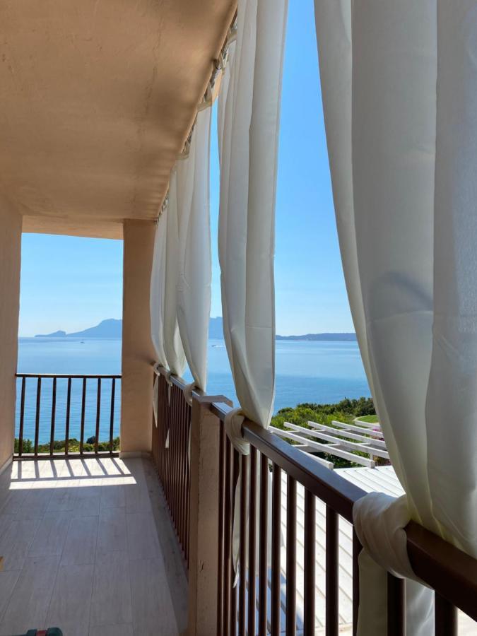 Appartamento In Costa Smeralda - Bilocale Sul Mare - Sea View Olbia Buitenkant foto